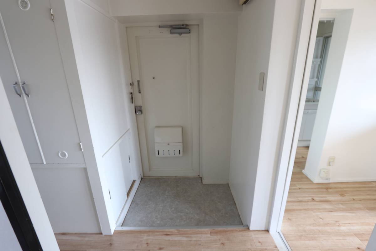 Khu vực cửa ra vào Village House Ueki ở Kita-ku