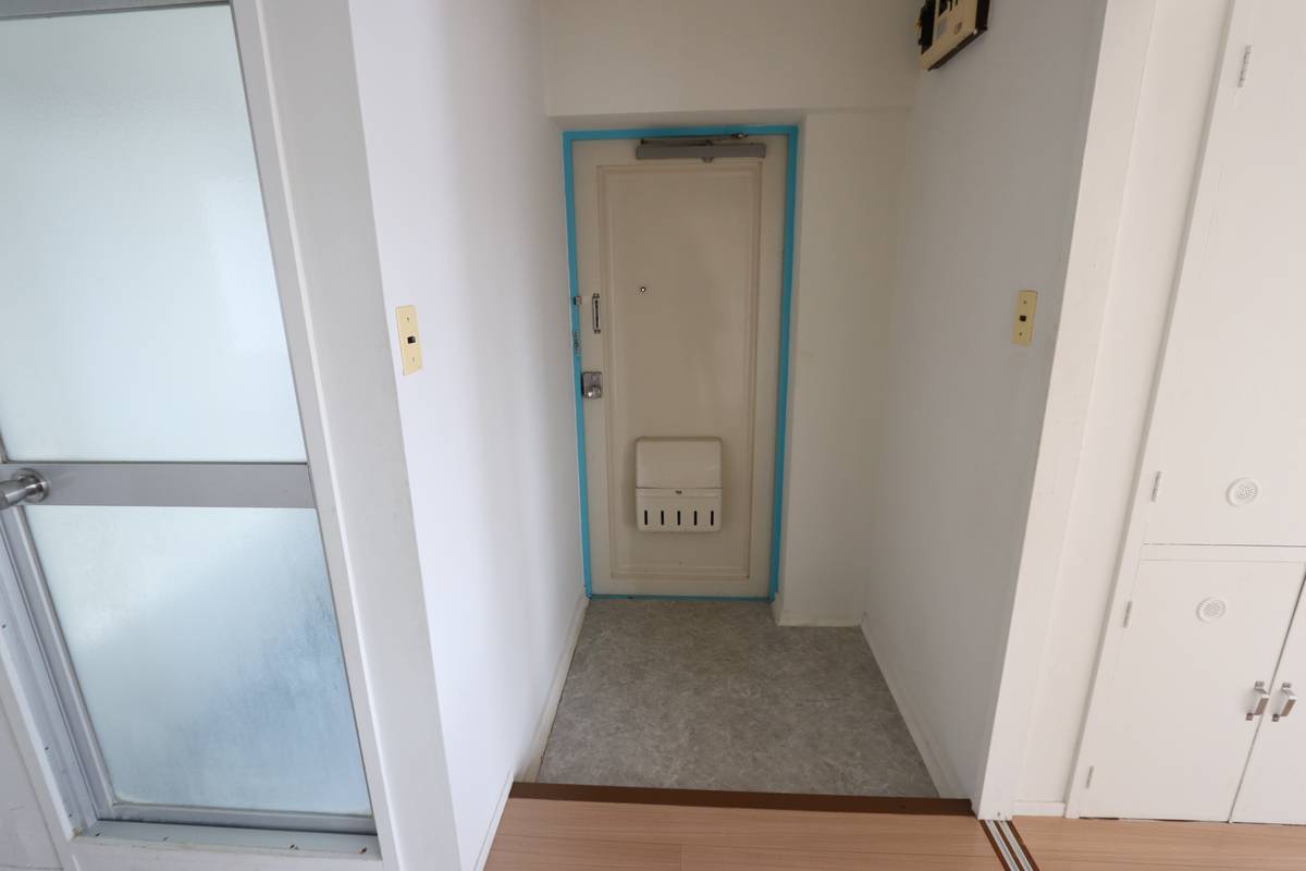 Khu vực cửa ra vào Village House Ueki ở Kita-ku