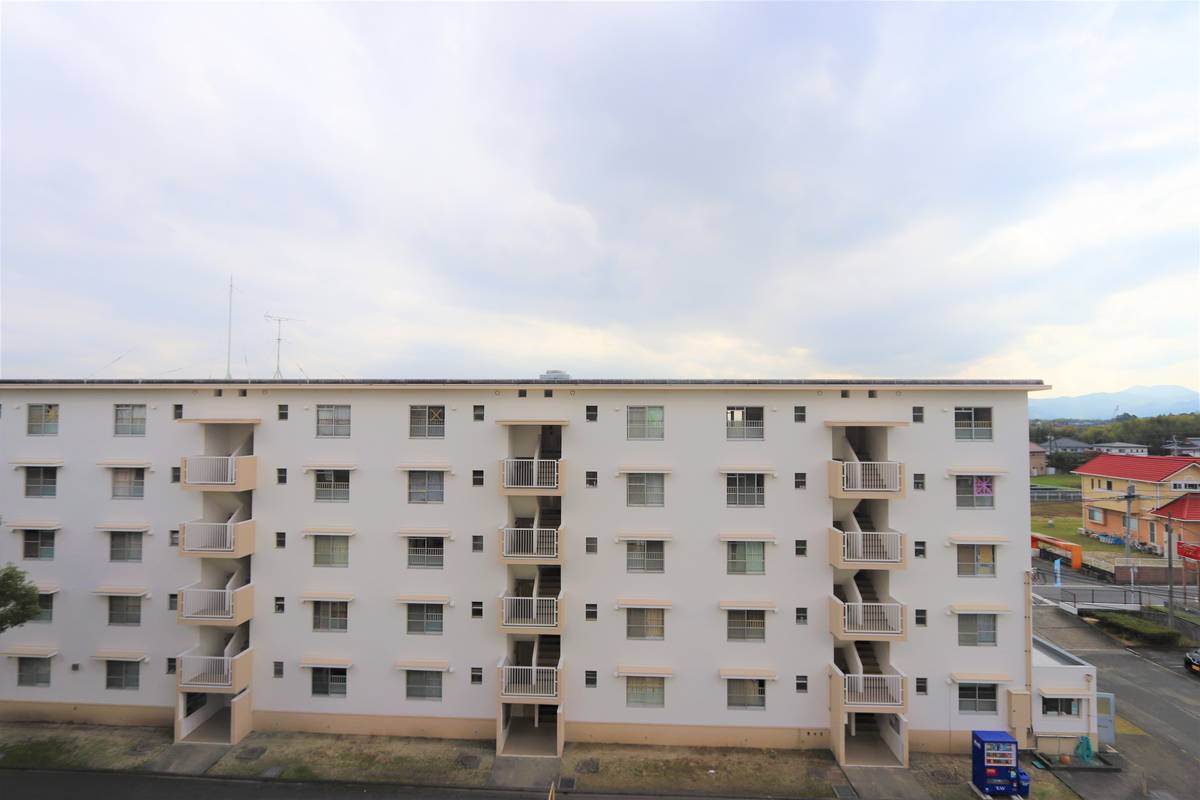 Tầm nhìn từ Village House Ueki ở Kita-ku