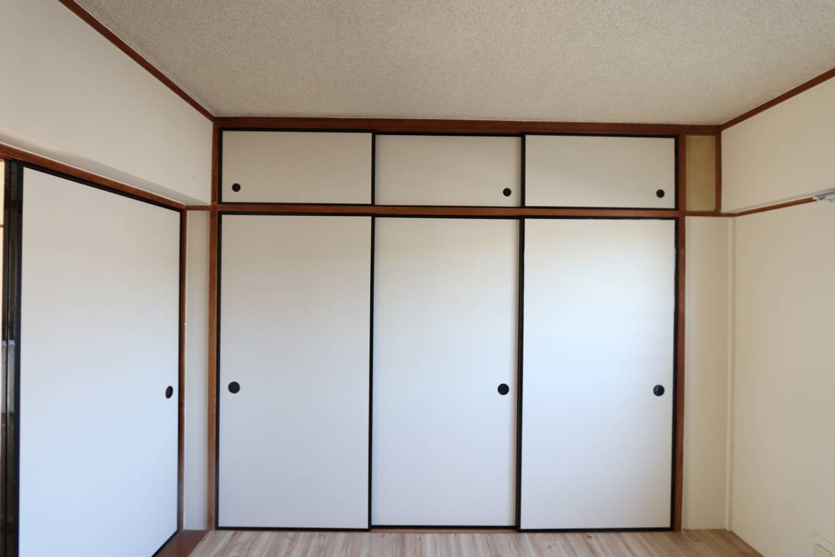 Storage Space in Village House Ueki in Kita-ku