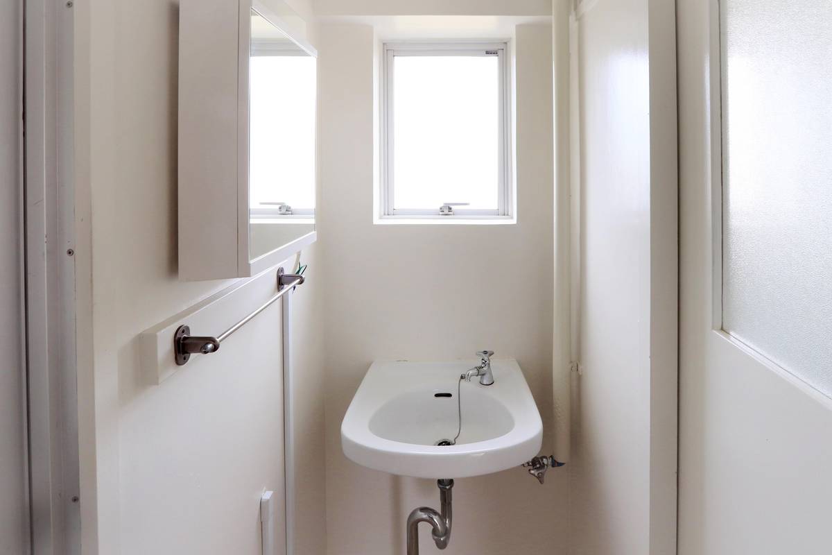 Yahatanishi-ku मा Village House Honjo मा पाउडर रूम