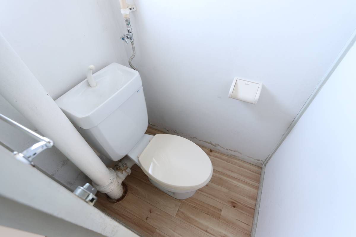 Toilet di Village House Shiranui di Uki-shi