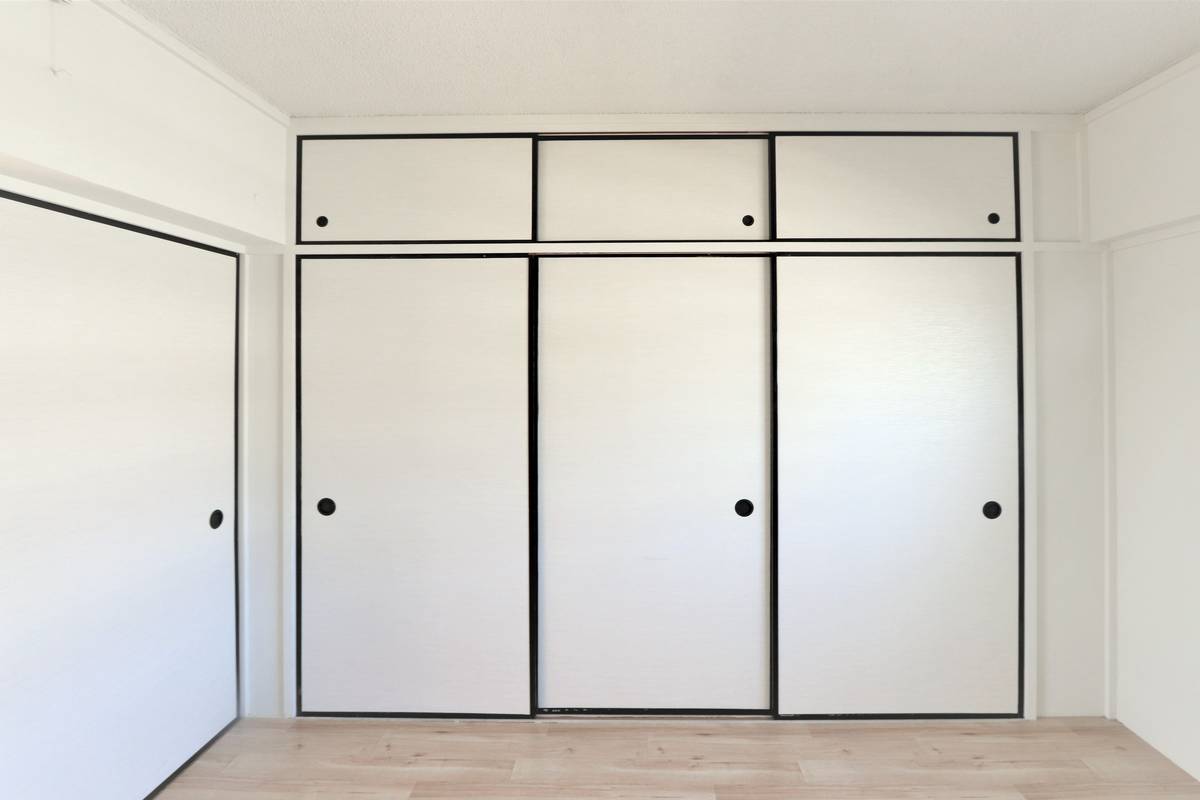 Khu vực chứa đồ của Village House Ogi ở Ogi-shi