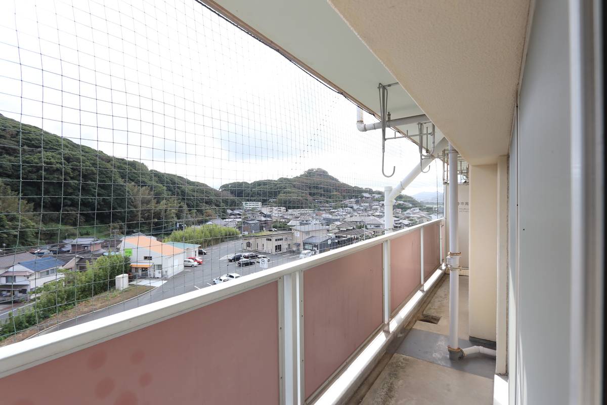 Tầm nhìn từ Village House Mizumaki ở Onga-gun