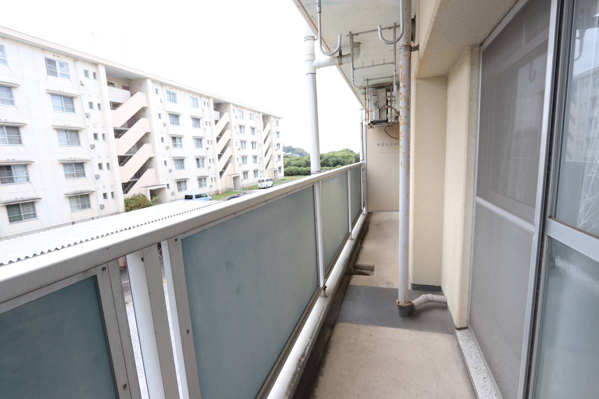 Balcony in Village House Mizumaki in Onga-gun