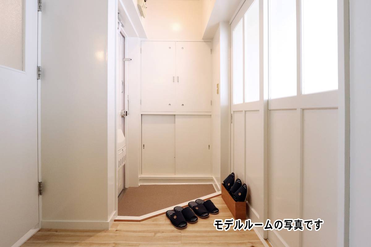 Apartment Entrance in Village House Yamemurooka in Yame-shi