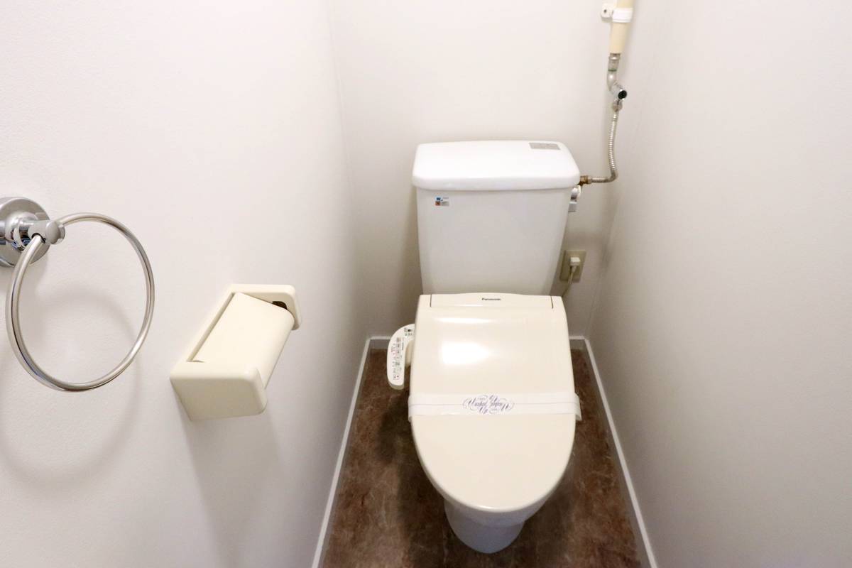 Toilet in Village House Kashiihama Tower in Higashi-ku