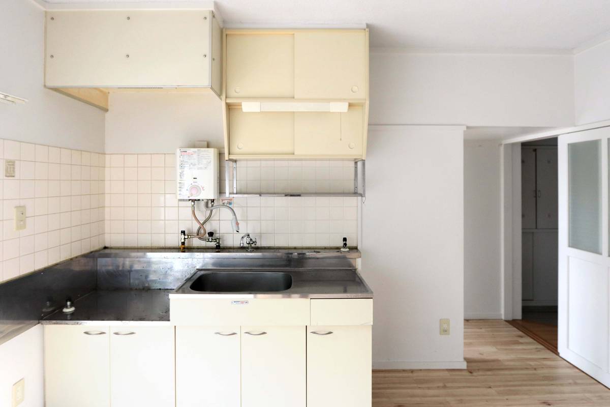 Khu vực bếp của Village House Nougata Higashi ở Nogata-shi