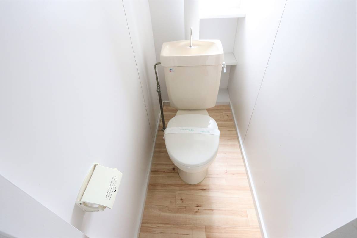 Nhà vệ sinh của Village House Nougata Higashi ở Nogata-shi