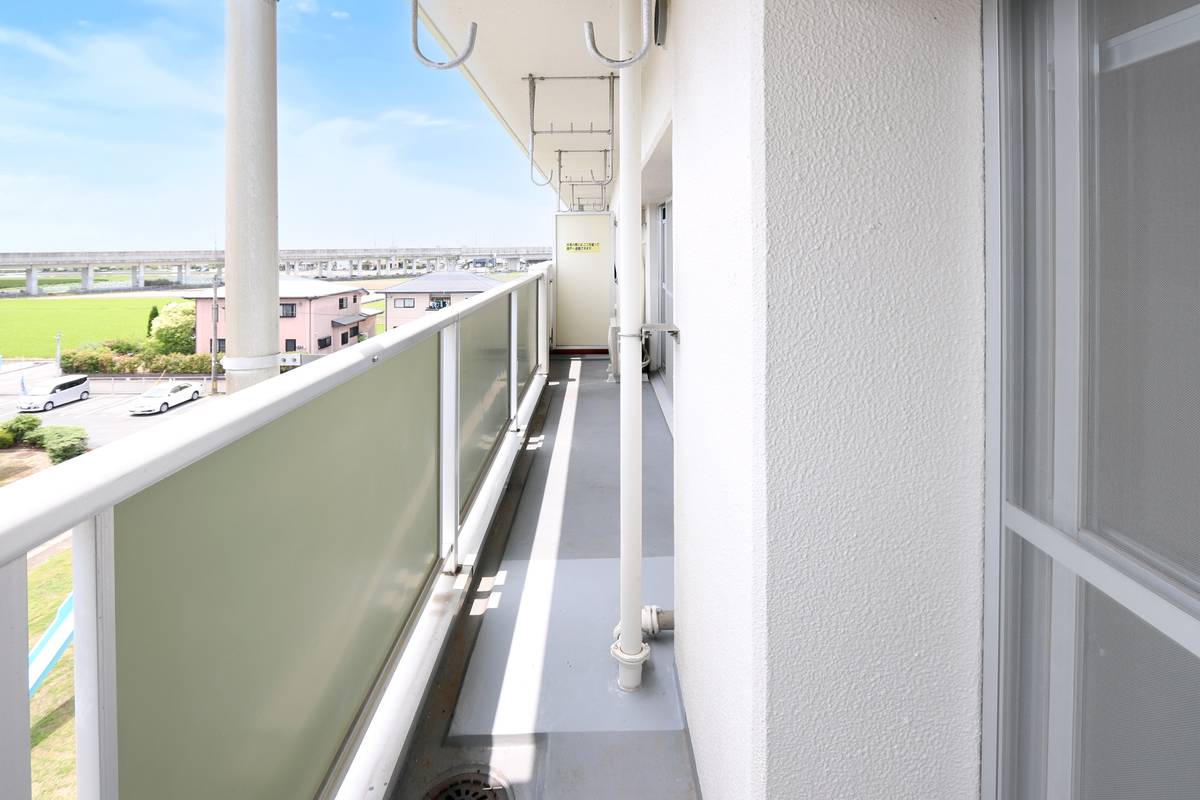 八代市ビレッジハウス千丁のバルコニー