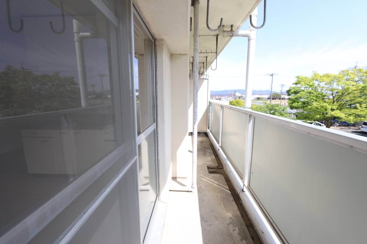 Balcony in Village House Ooki in Mizuma-gun