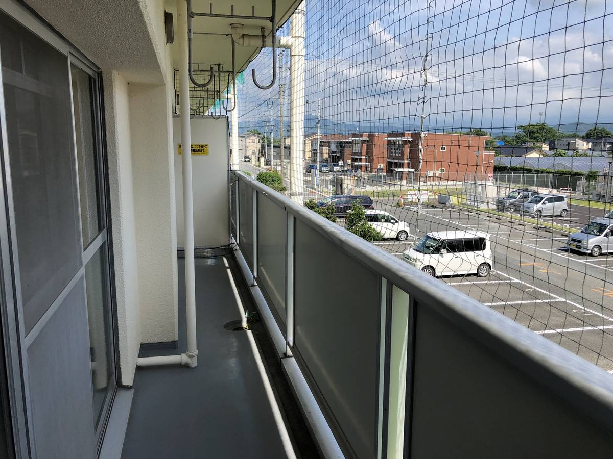 Balkon di Village House Jonan di Minami-ku