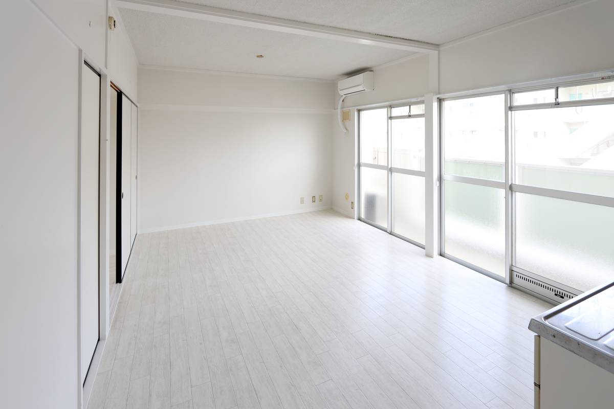 小城市ビレッジハウス牛津のリビング