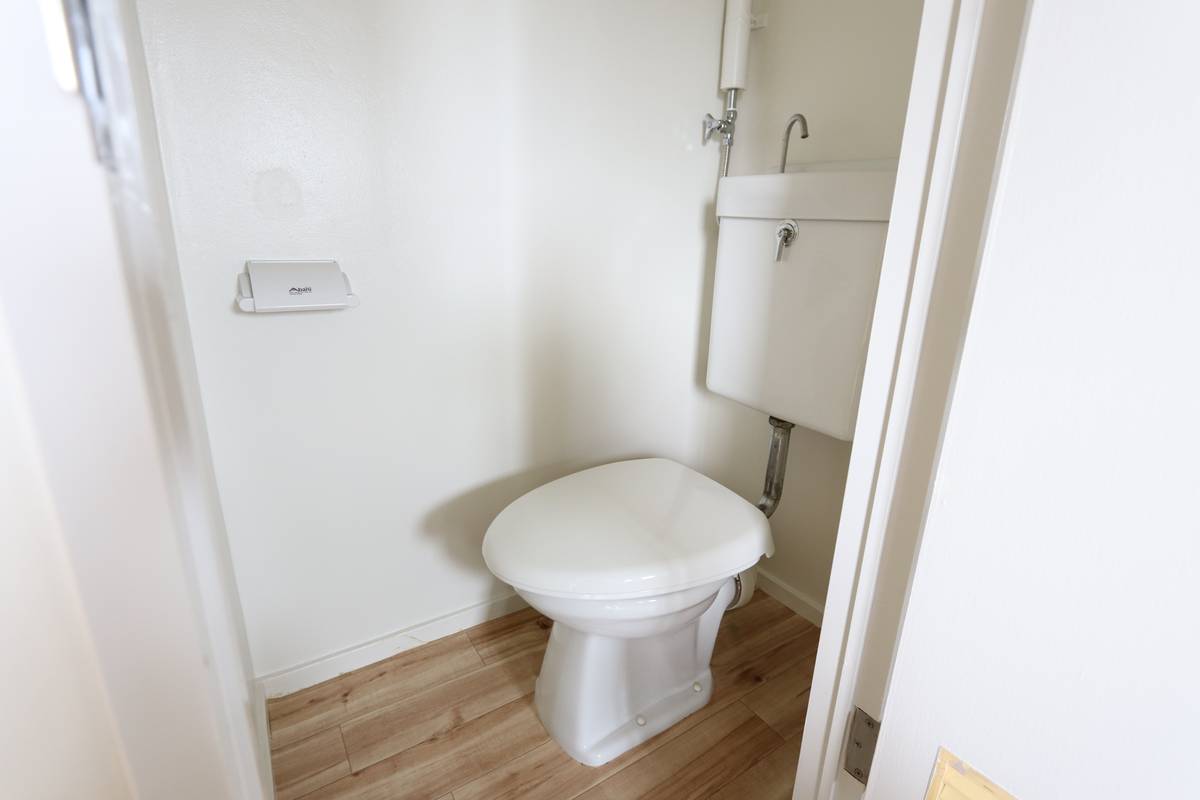 Nhà vệ sinh của Village House Moji Shiranoe ở Moji-ku