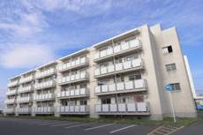 八戸市ビレッジハウス新井田の建物外観