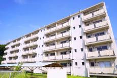 蒲郡市ビレッジハウス拾石の建物外観