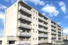 松阪市ビレッジハウス南郊の建物外観