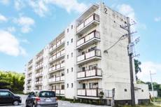 中央区ビレッジハウス一里山の建物外観