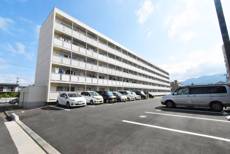 Tsuruga-shi मा Village House Tsunai को पार्किङ स्थल