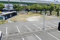 Tempat Parkir Village House Kuzunoha di Izumi-shi