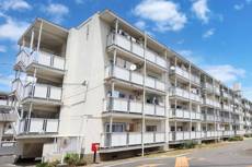 Ngoại thất của Village House Takada ở Ibaraki-shi