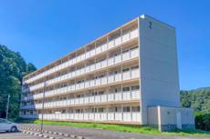 Ngoại thất của Village House Tada ở Ozu-shi