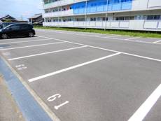 Gamou-gun ရှိ ကားပါကင်နေရာ ၏ Village House Hino