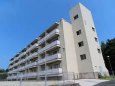 松江市ビレッジハウス上乃木の建物外観