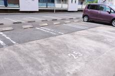 Estacionamento Village House Tomioka Dai 2 em Kasaoka-shi