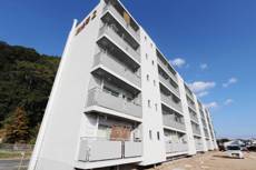 三次市ビレッジハウス願万地の建物外観