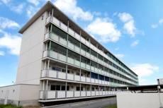 宇部市ビレッジハウス小羽山第二の建物外観