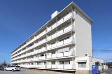 東区ビレッジハウス西大寺の建物外観