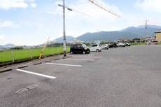 Moji-ku ရှိ ကားပါကင်နေရာ ၏ Village House Hata