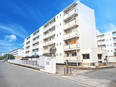 Ngoại thất của Village House Meinohama ở Nishi-ku