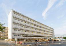 南区ビレッジハウス近見の建物外観