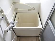 八戸市ビレッジハウス新井田のバス