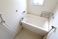 米沢市ビレッジハウス牛森のバス