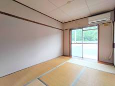 Living Room in Village House Youkaichiba in Sosa-shi