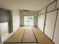 Living Room in Village House Matsumori in Mino-shi