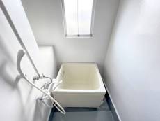 碧南市ビレッジハウス西端のバス