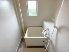 南砺市ビレッジハウス福野のバス