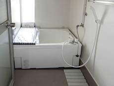 袋井市ビレッジハウス国本のバス