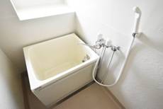 小矢部市ビレッジハウス津沢のバス