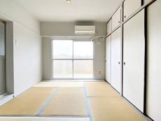 Living Room in Village House Shikata in Kakogawa-shi