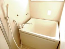 西脇市ビレッジハウス野村のバス