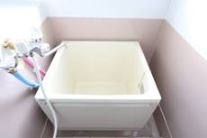 東区ビレッジハウス万富のバス