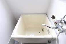 Phòng tắm của Village House Meinohama ở Nishi-ku