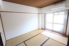 Living Room in Village House Sueishi in Nagasaki-shi
